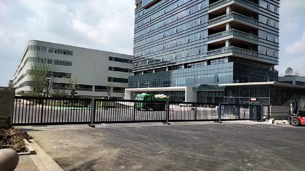 苏州晟成光伏设备有限公司